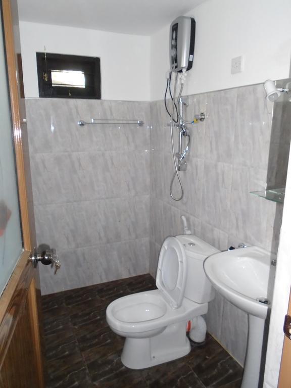 Livinginn Полоннарува Экстерьер фото